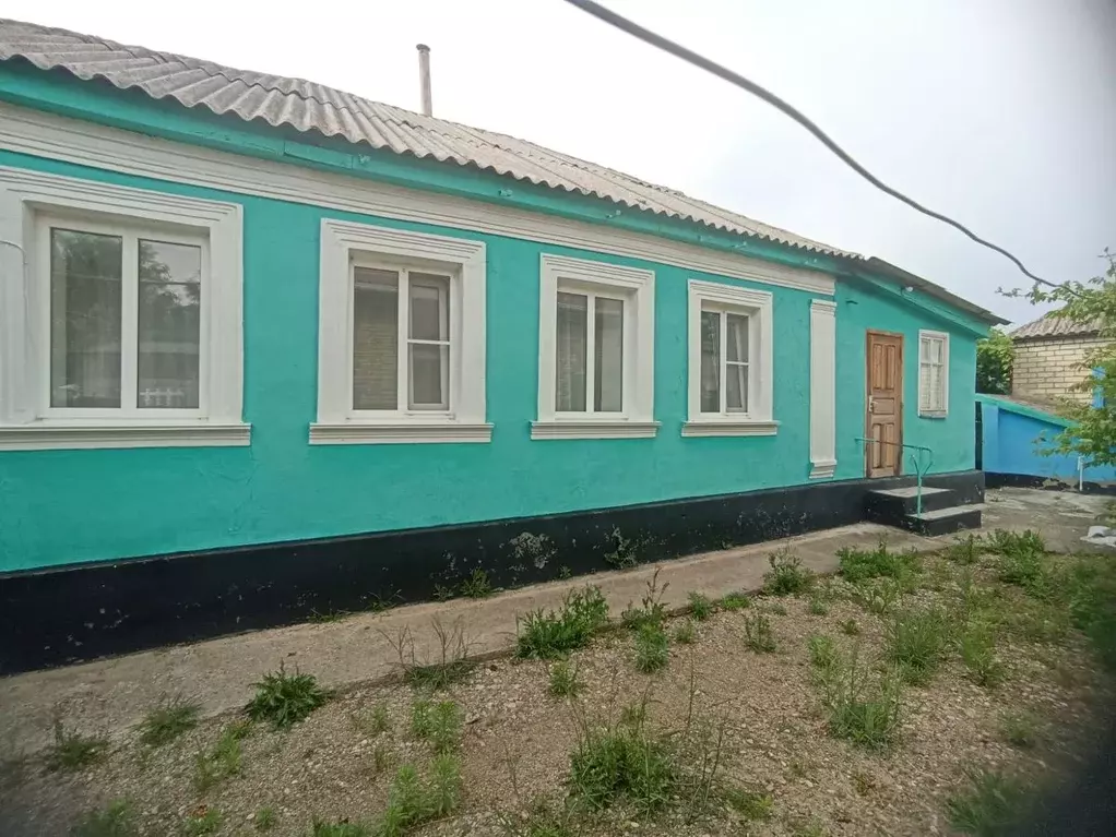 Дом в Ставропольский край, Изобильненский муниципальный округ, с. ... - Фото 1