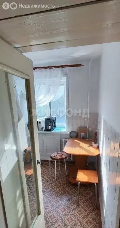 3-комнатная квартира: Горный, Молодёжная улица, 3 (50.5 м) - Фото 0