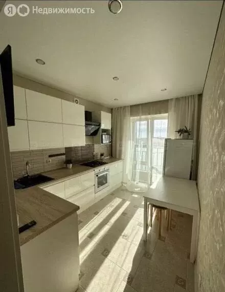 1-комнатная квартира: Казань, улица Николая Ершова, 62Г (38 м) - Фото 1