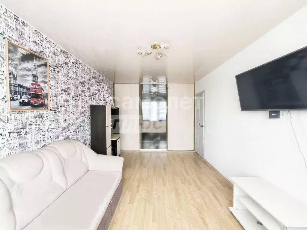 2-к кв. Кировская область, Киров ул. Ивана Попова, 60к1 (37.1 м) - Фото 1
