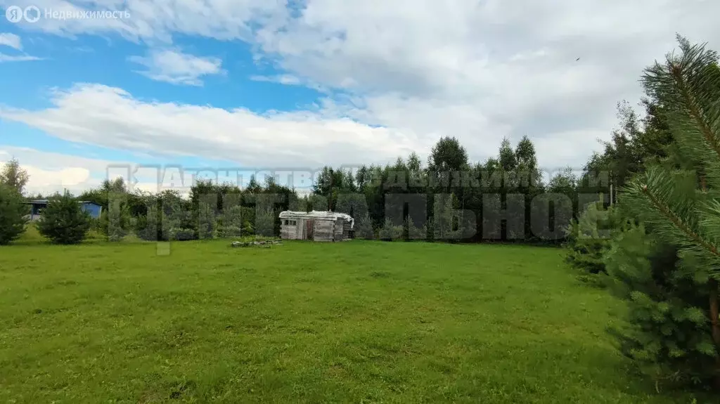 Участок в Смоленский муниципальный округ, деревня Уколово (15 м) - Фото 1