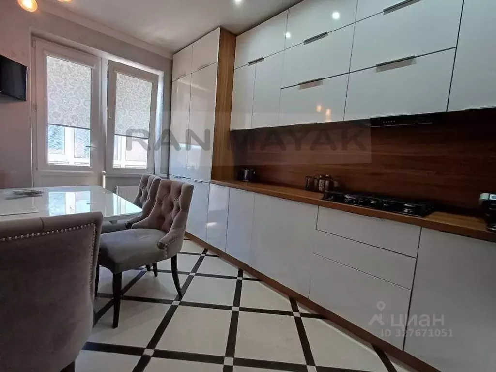 2-к кв. Адыгея, Майкоп Кавалерийская ул., 23 (50.0 м) - Фото 2