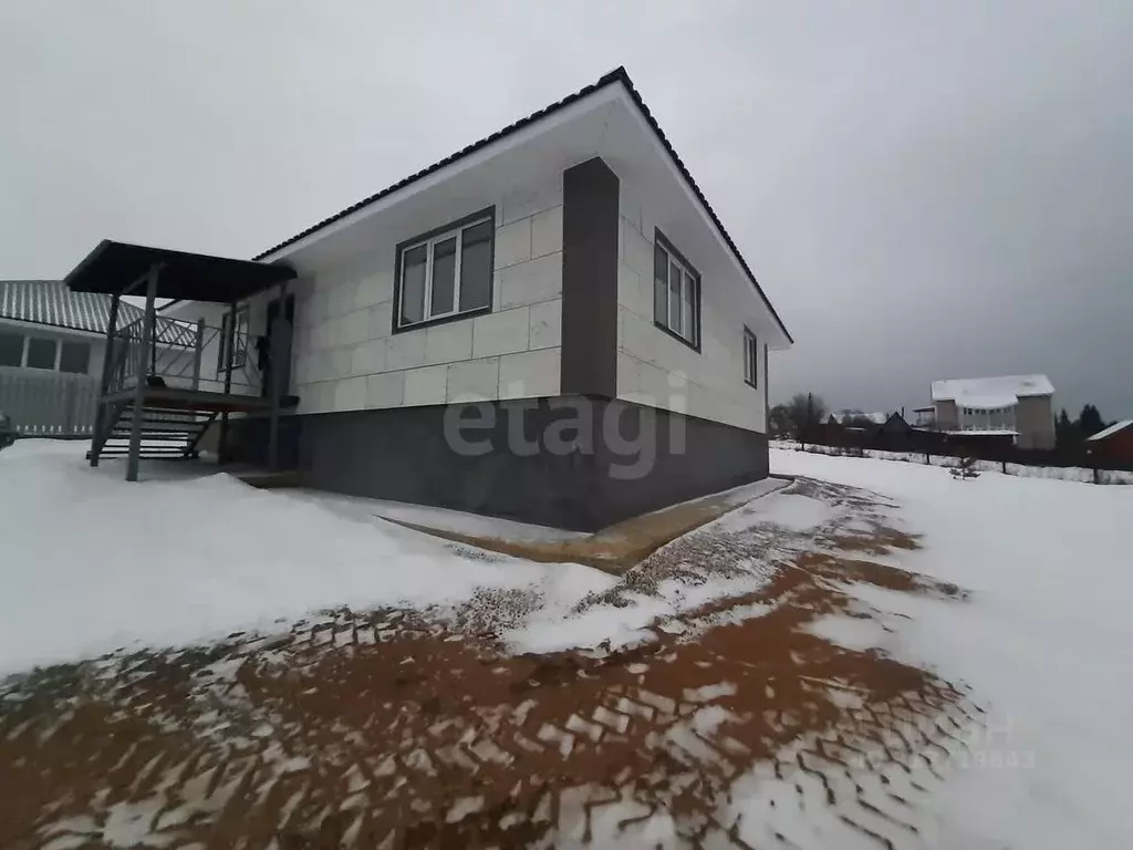 Дом в Пермский край, Добрянский муниципальный округ, д. Мохово ул. ... - Фото 1