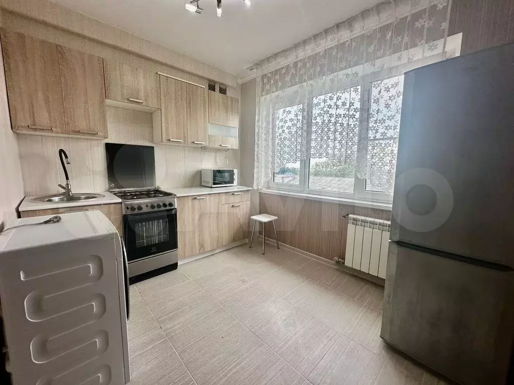 1-к. квартира, 30 м, 5/5 эт. - Фото 0