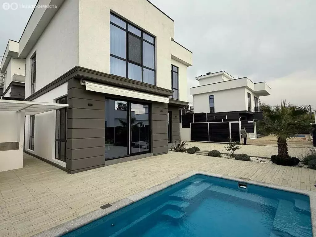 Дом в село Черешня, Владимировская улица, 61 (160 м) - Фото 1