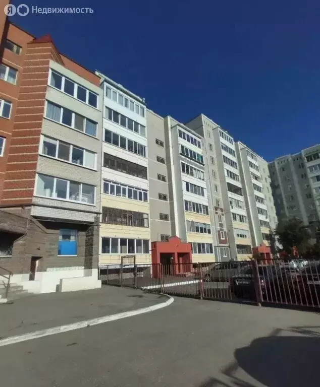2-комнатная квартира: Каменск-Уральский, Комсомольский бульвар, 37 ... - Фото 1