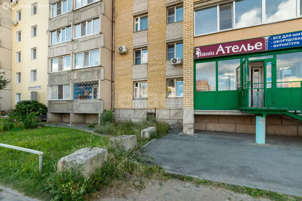 2-комнатная квартира: Курган, жилой район Заозёрный, 5-й микрорайон, ... - Фото 0