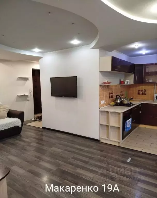 3-к кв. Оренбургская область, Орск Новый город мкр, ул. Макаренко, 19А ... - Фото 1