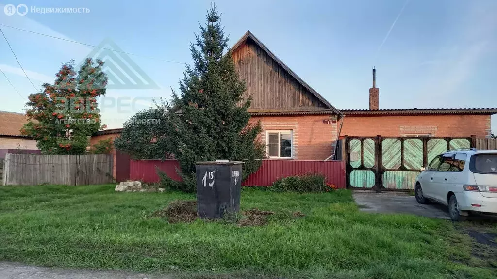 Дом в Усть-Абакан, улица Чехова (100 м) - Фото 1