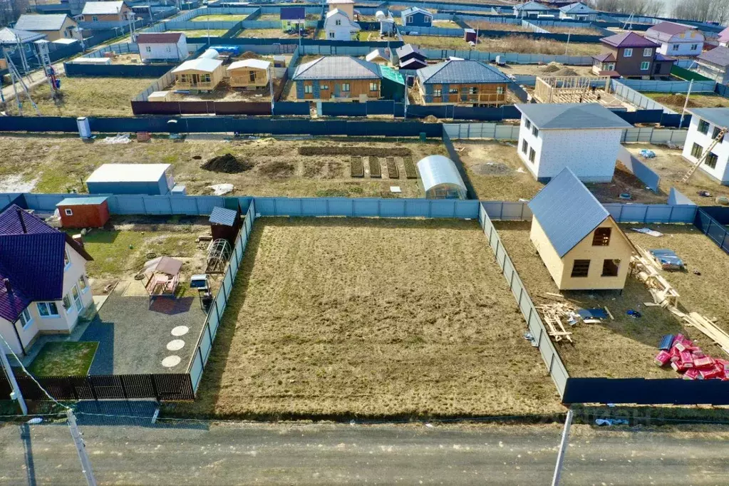 Участок в Московская область, Домодедово городской округ, д. Минаево ... - Фото 1