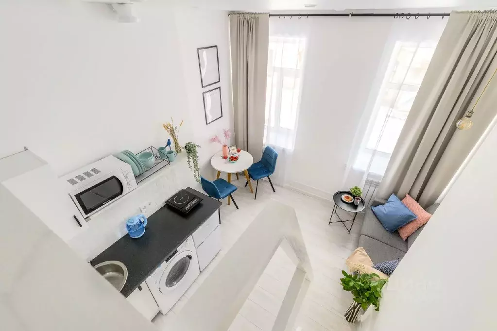 Студия Санкт-Петербург ул. Радищева, 42 (15.0 м) - Фото 1