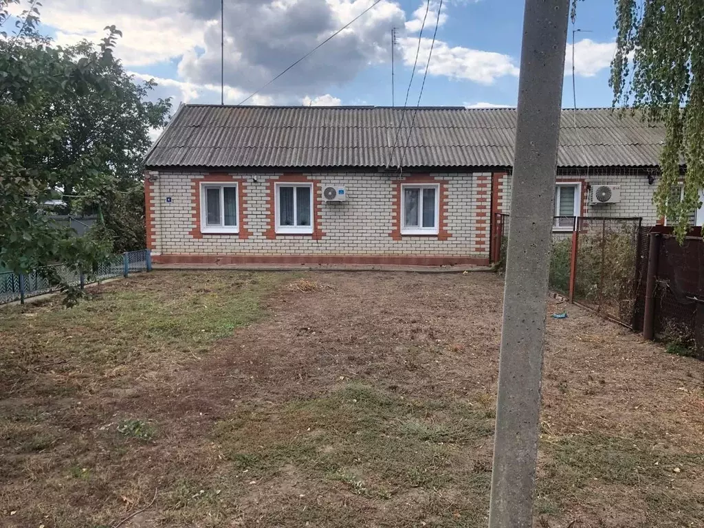 Дом в Саратовская область, Энгельсский район, Новопушкинское ... - Фото 1