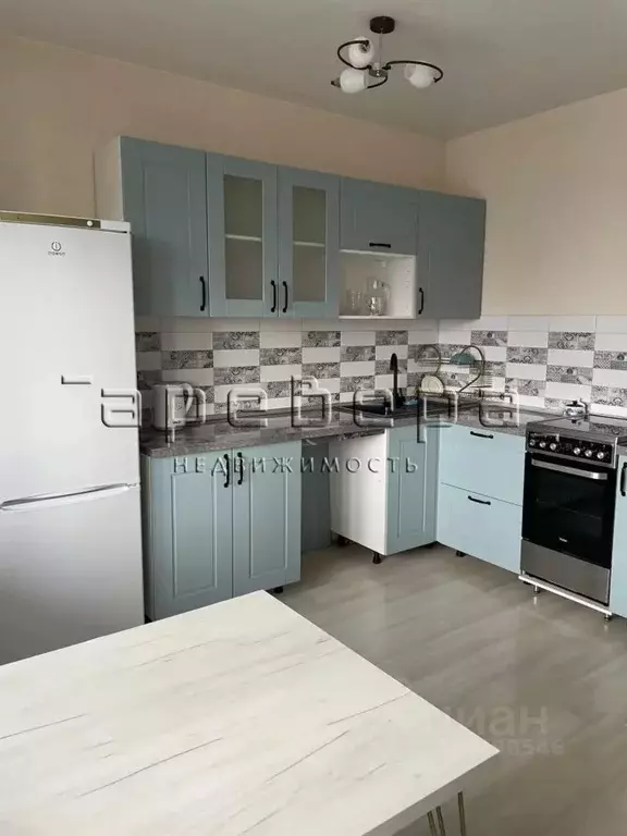 2-к кв. Красноярский край, Красноярск Взлетная ул., 7Д (57.0 м) - Фото 1