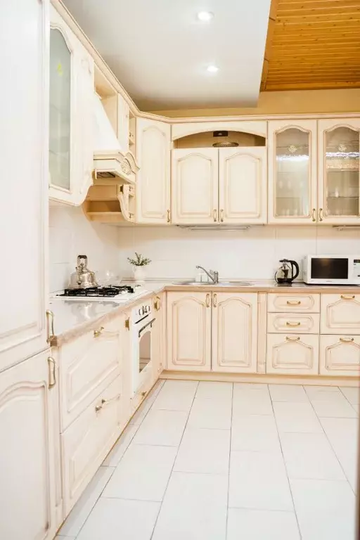 Дом в Саратовская область, Балаковский район, с. Натальино ... - Фото 1