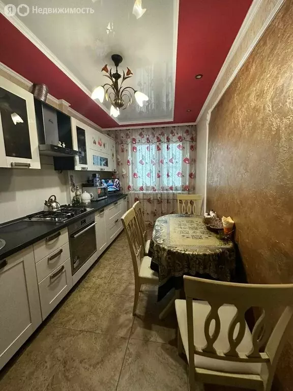 3-комнатная квартира: Астрахань, улица Куликова, 42к1 (65.4 м) - Фото 1