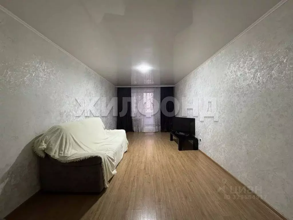 3-к кв. Хакасия, Абакан ул. Богдана Хмельницкого, 152 (105.0 м) - Фото 1