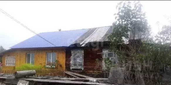 Дом в Пермский край, Ильинский муниципальный округ, пос. Октябрьский ... - Фото 0