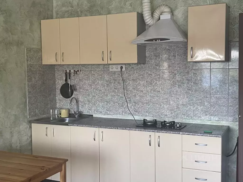 Студия Ростовская область, Ростов-на-Дону ул. Малиновского, 15В (35.0 ... - Фото 1