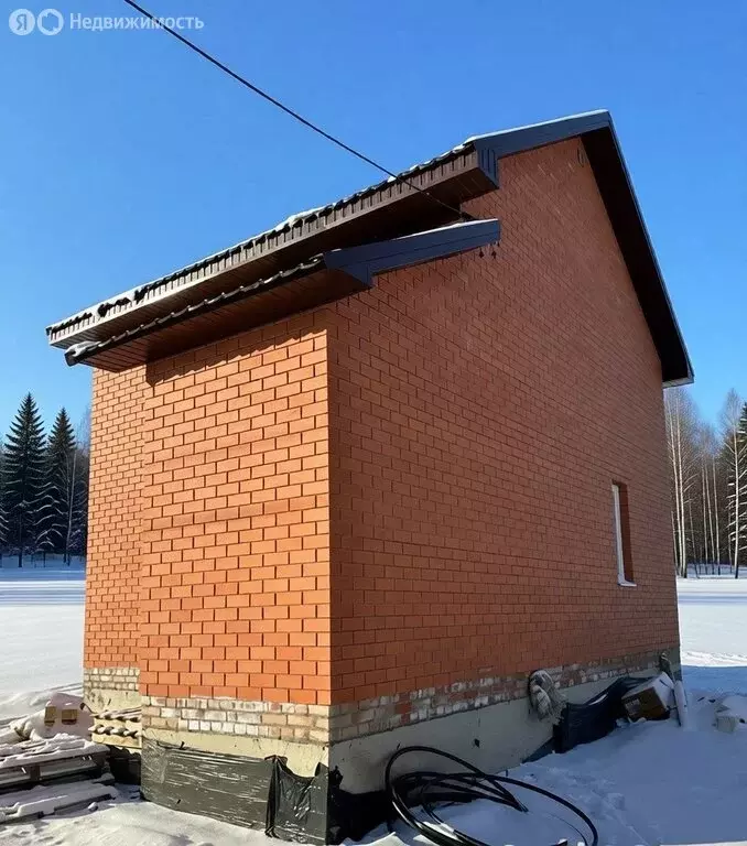 Дом в Бессоновский район, село Ухтинка, 2-й Янтарный проезд (70 м) - Фото 1