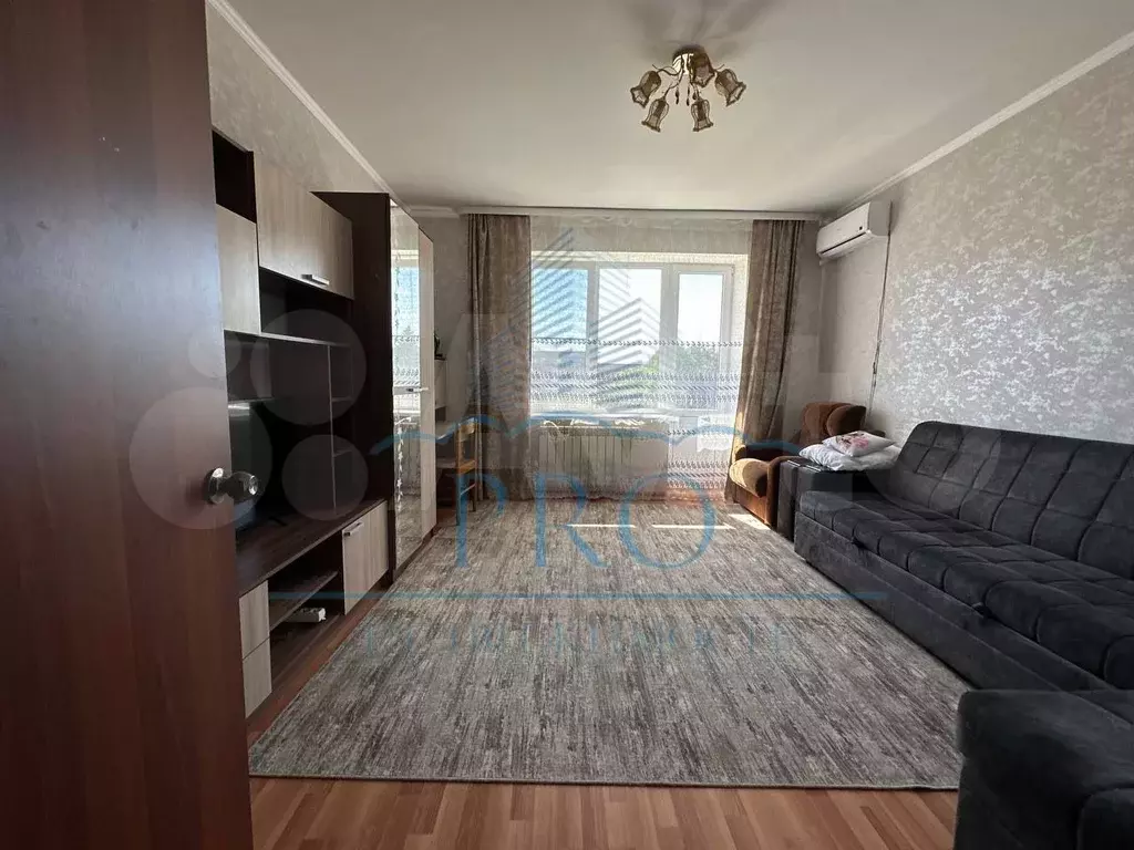 1-к. квартира, 43 м, 3/3 эт. - Фото 1