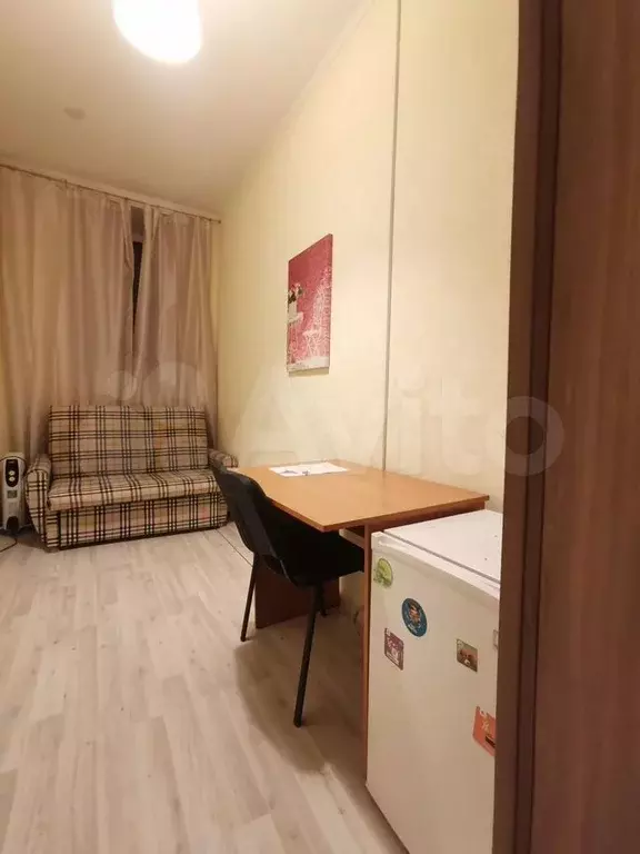 Комната 10 м в 7-к., 1/2 эт. - Фото 0