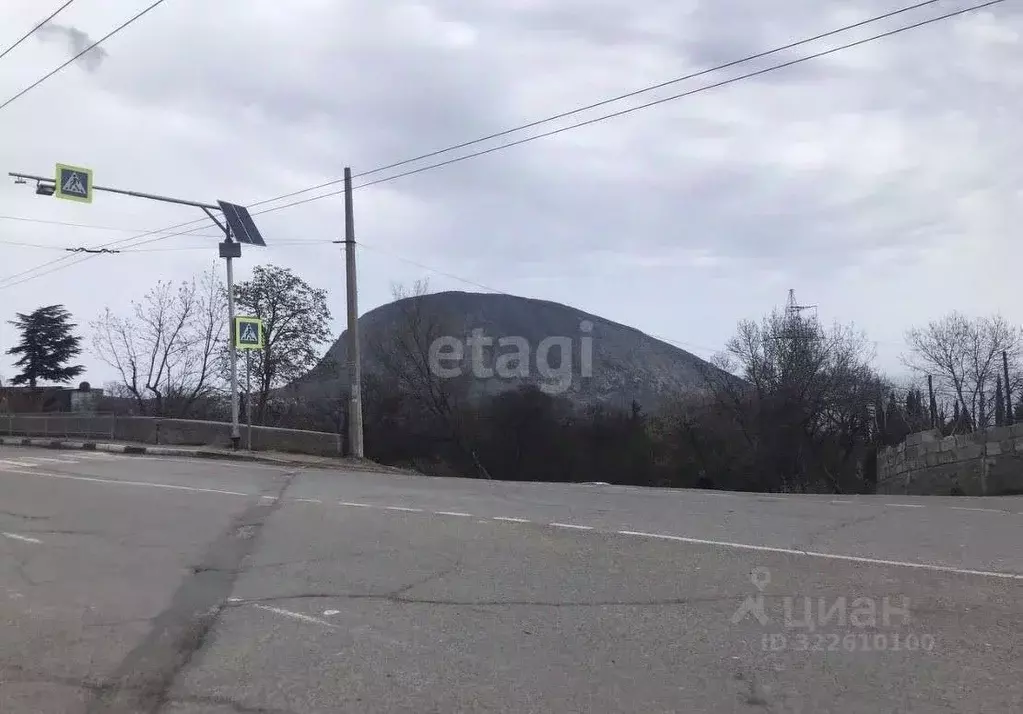 Участок в Крым, Ялта муниципальный округ, Краснокаменка пгт ул. ... - Фото 1