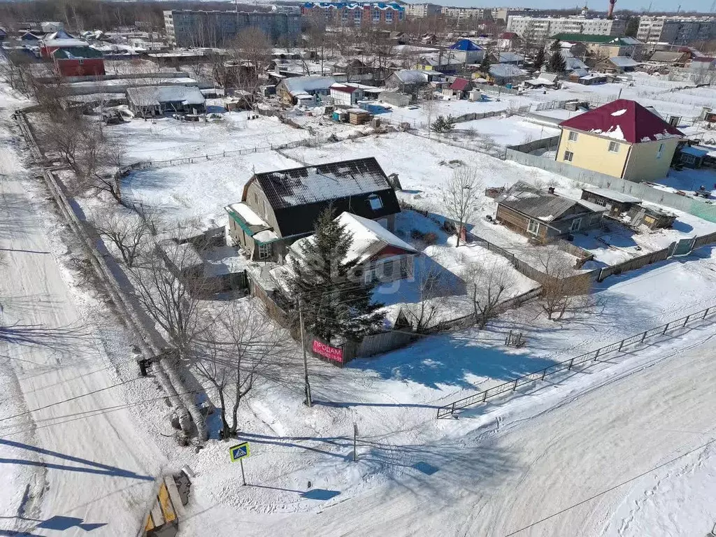 Дом в Хабаровский край, Хабаровск пос. Березовка, ул. Октябрьская, 46 ... - Фото 0