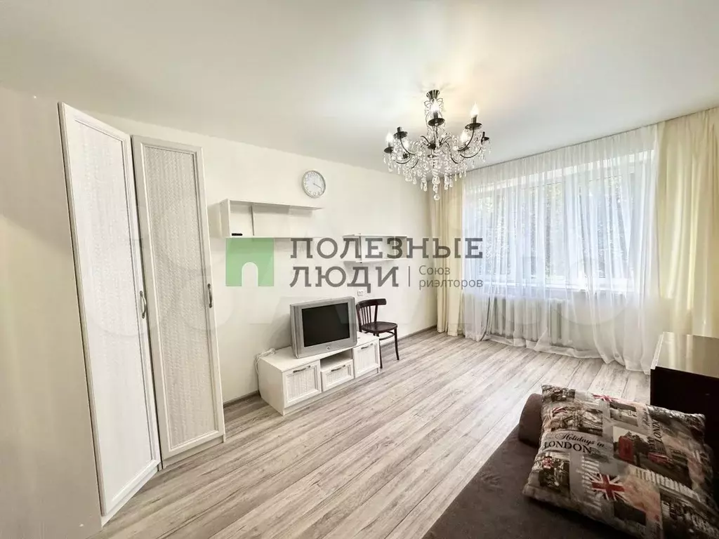 2-к. квартира, 50 м, 1/10 эт. - Фото 0