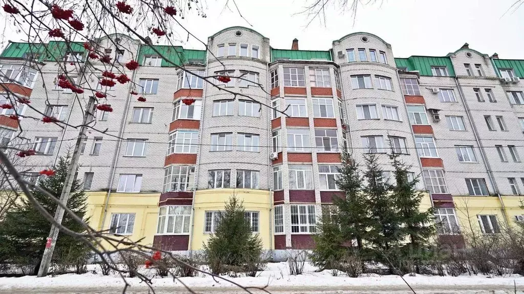 2-к кв. Татарстан, Казань ул. Столярова, 5 (92.6 м) - Фото 0