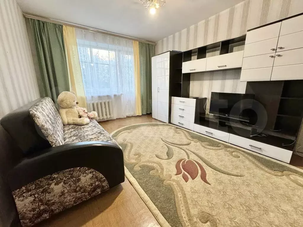 1-к. квартира, 40 м, 2/10 эт. - Фото 1