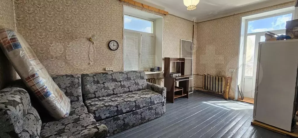 Комната 15,2 м в 3-к., 4/4 эт. - Фото 0