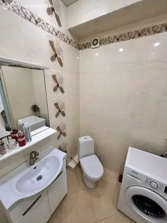 2-комнатная квартира: Махачкала, улица Каммаева, 28 (96 м) - Фото 1