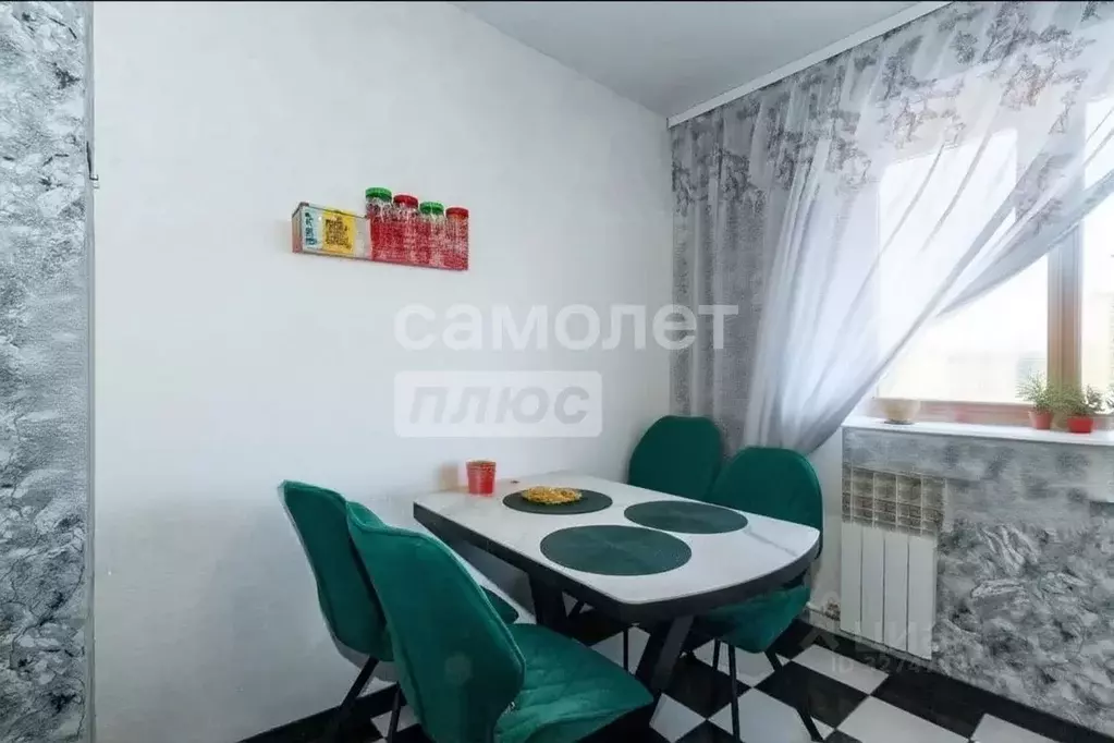 2-к кв. Омская область, Омск Городок Нефтяников мкр, ул. 2-я ... - Фото 2