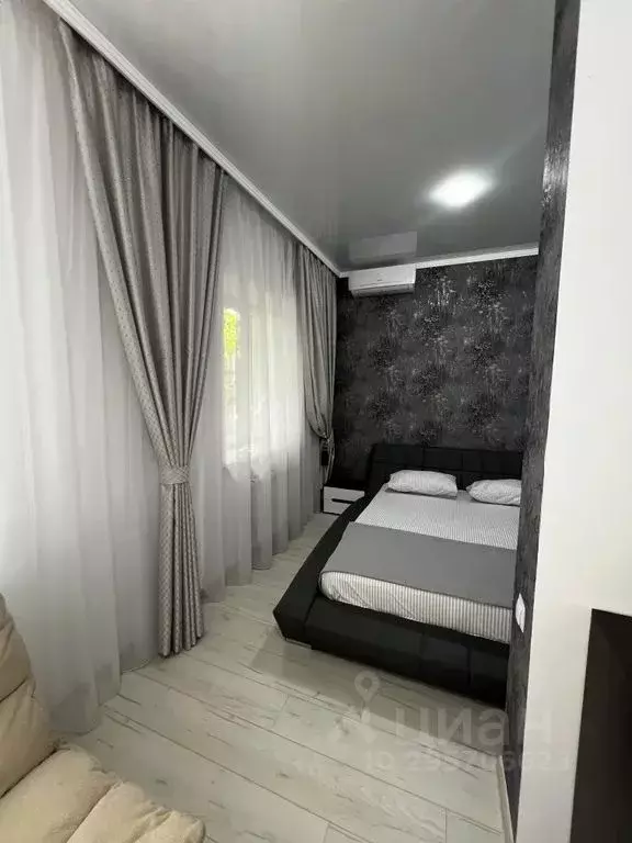 Дом в Краснодарский край, Геленджик Абрикосовая ул., 3 (50 м) - Фото 1