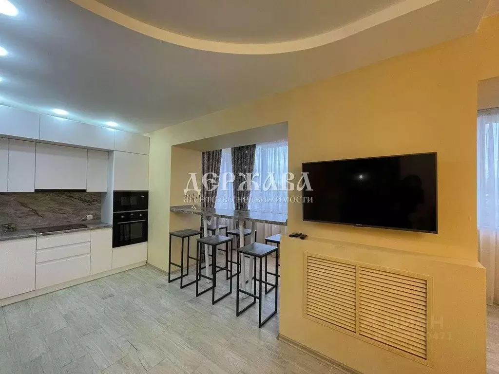 2-к кв. Белгородская область, Старый Оскол Зеленый Лог мкр, 2 (110.5 ... - Фото 2