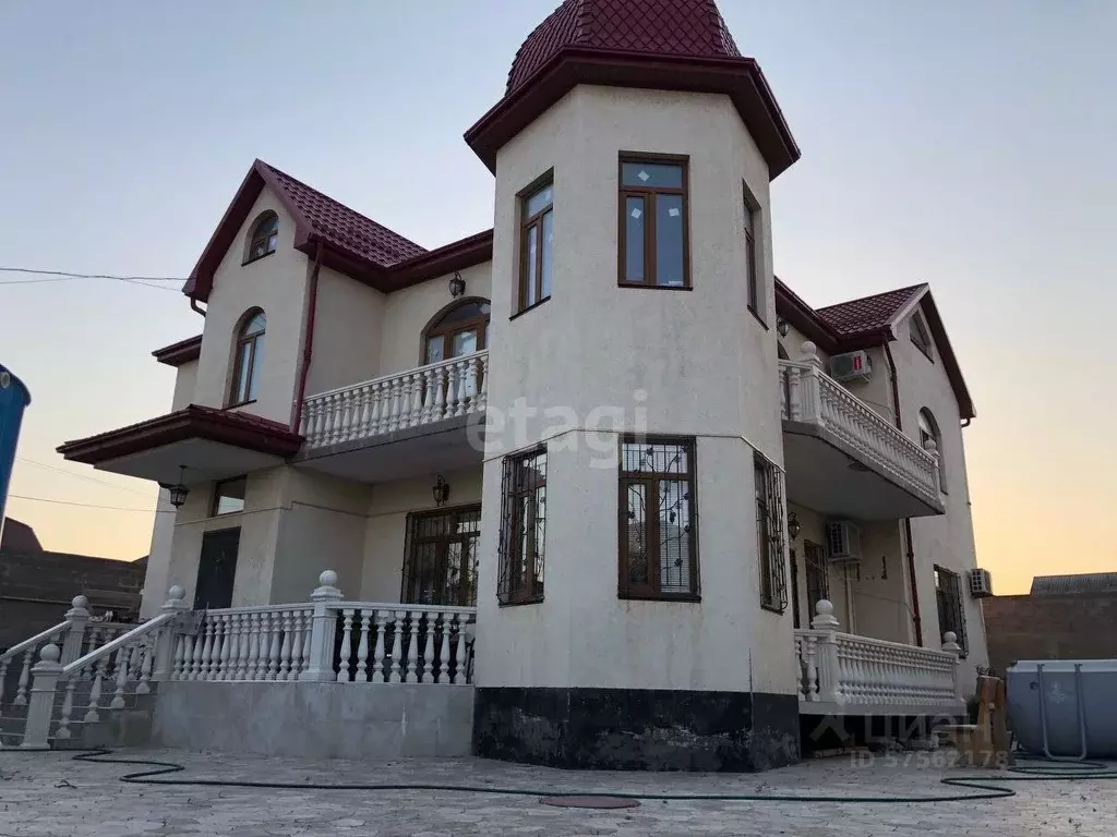 Дом в Дагестан, Махачкала Пальмира кв-л, ул. 17-я Пальмирная (291 м) - Фото 0