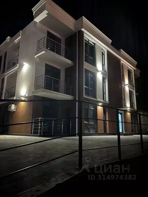 2-к кв. Краснодарский край, Сочи Бакинская ул., 16/1 (38.0 м) - Фото 1
