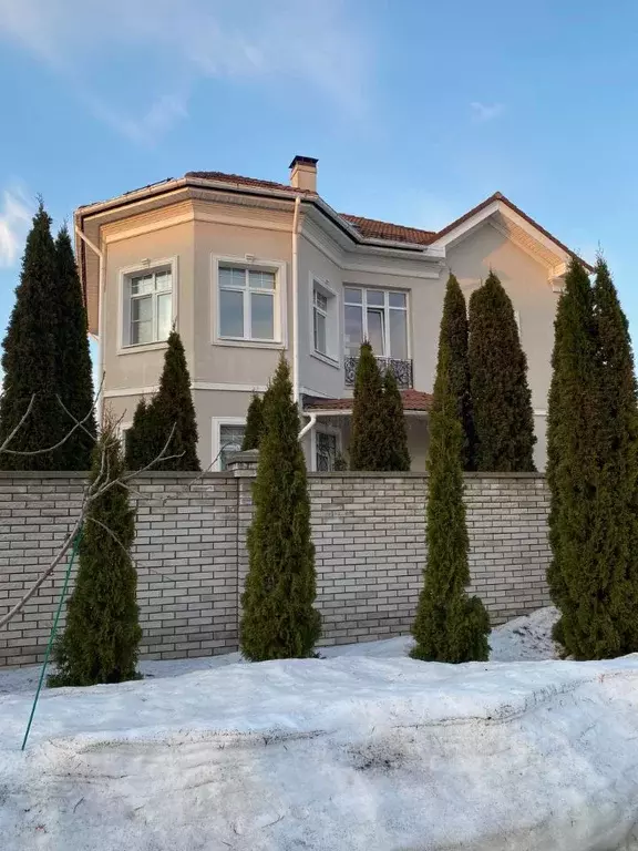 Дом в Москва д. Милюково, Чистые Ключи кп, 9 (350 м) - Фото 1