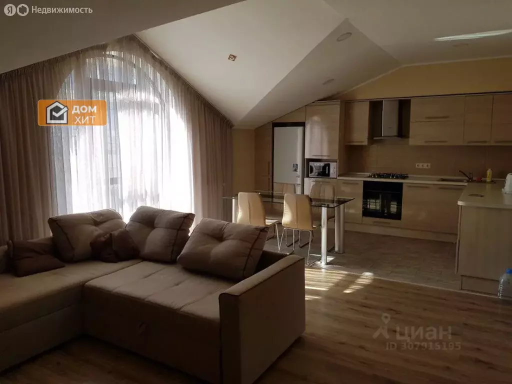 3-комнатная квартира: Севастополь, улица Степаняна, 10А (74.1 м) - Фото 1