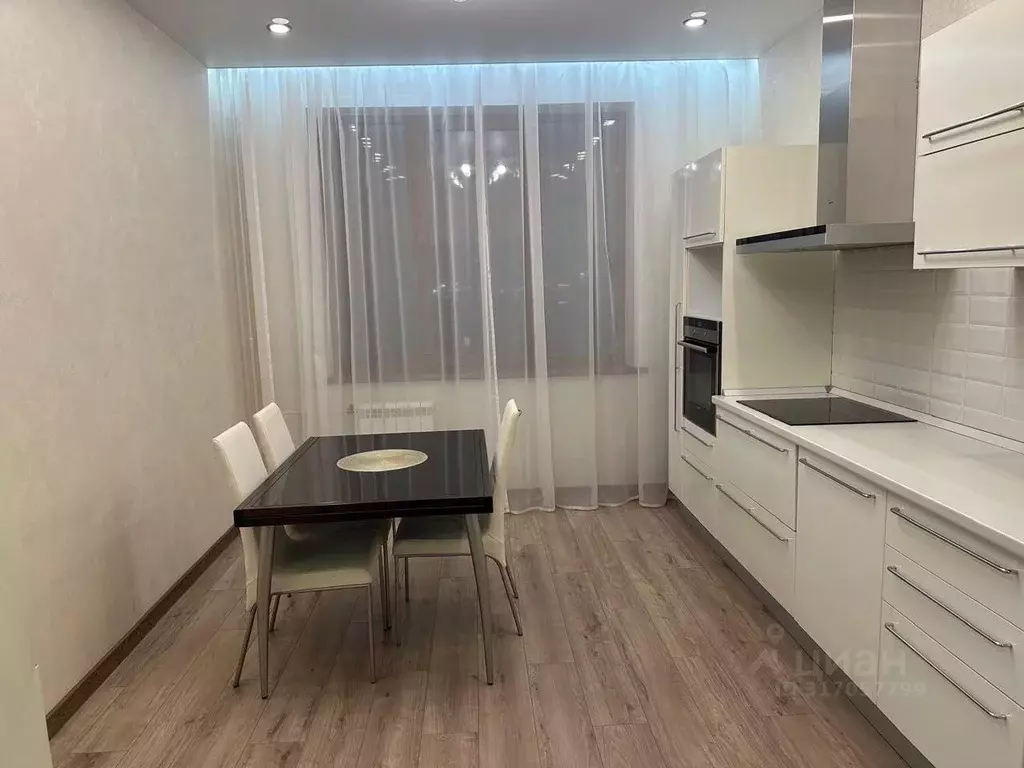 3-к кв. Кемеровская область, Кемерово Притомская набережная ул., 21 ... - Фото 1