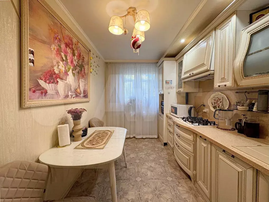 3-к. квартира, 65 м, 4/9 эт. - Фото 1
