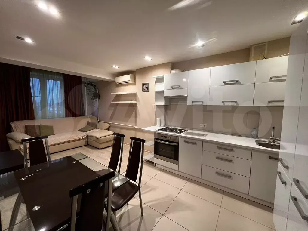 2-к. квартира, 58 м, 8/10 эт. - Фото 0