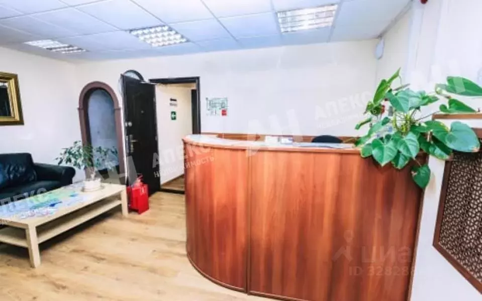 Помещение свободного назначения в Москва ул. Коновалова, 14 (740 м) - Фото 1