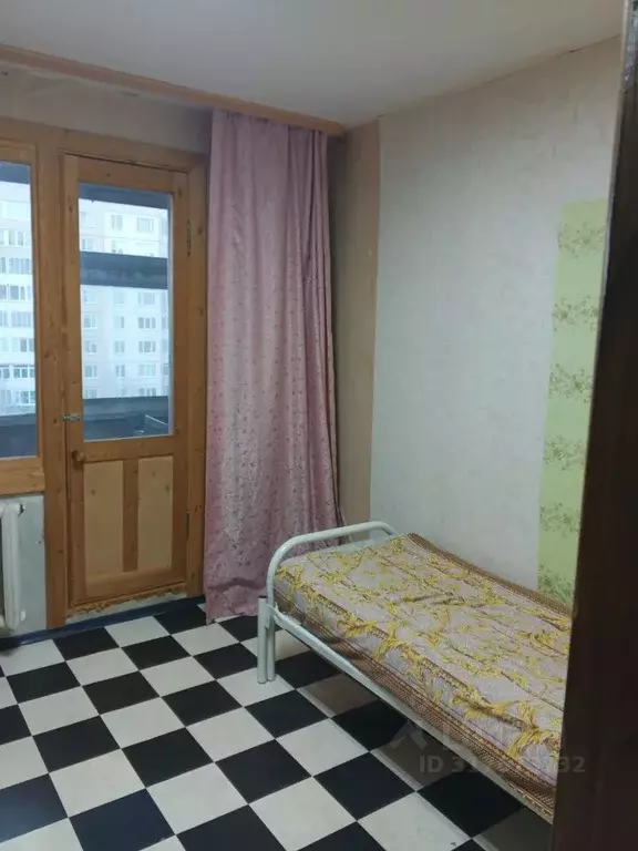 Комната Ханты-Мансийский АО, Когалым ул. Дружбы Народов, 18 (14.0 м) - Фото 1
