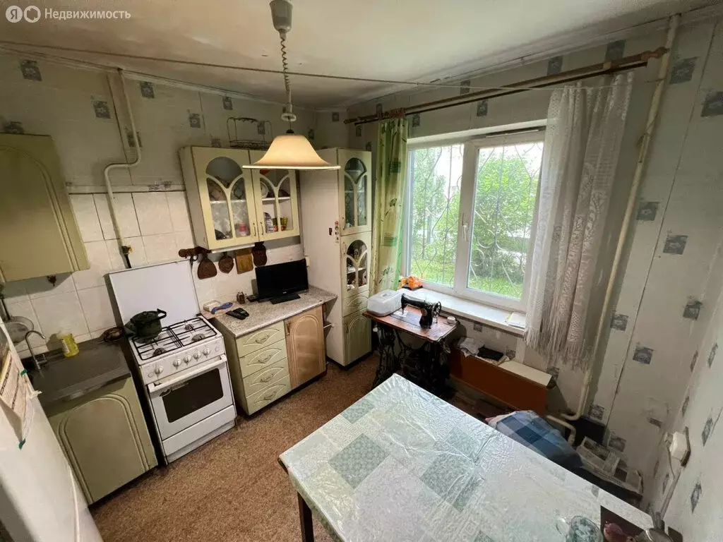 2-комнатная квартира: Первоуральск, улица Талица, 3 (50 м) - Фото 0