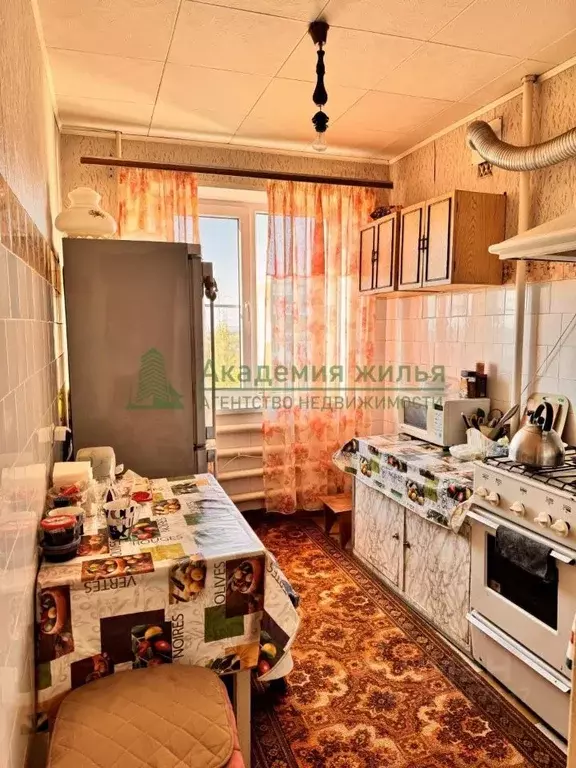 3-к кв. Саратовская область, Энгельс муниципальное образование, ... - Фото 0