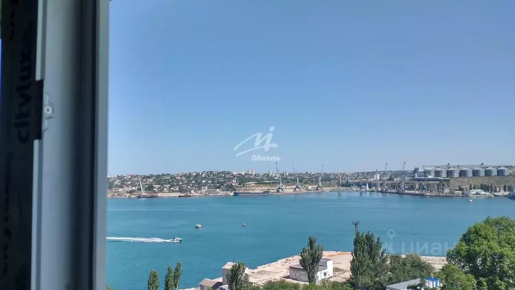 Дом в Севастополь ул. Адмирала Макарова, 10 (298 м) - Фото 1