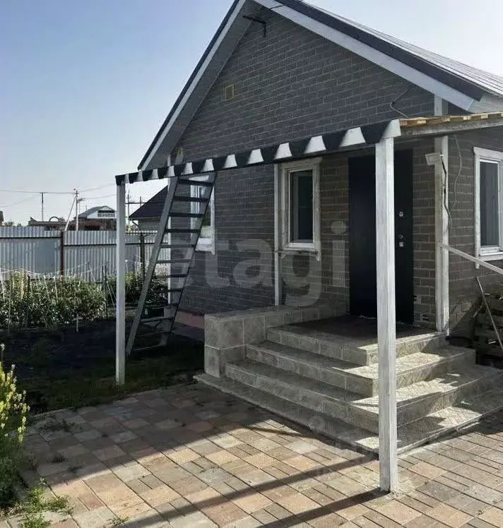 Дом в Самарская область, Красноярский район, Светлое Поле с/пос, пос. ... - Фото 1