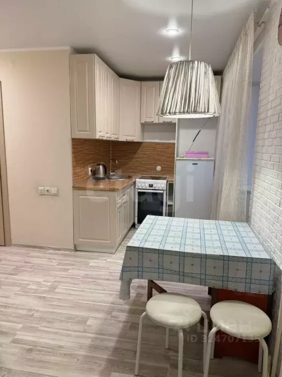 Студия Тюменская область, Тюмень Мелиораторов мкр, ул. Голышева, 4 ... - Фото 1