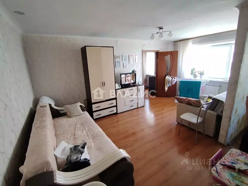 2-к кв. Бурятия, Улан-Удэ ул. Гастелло, 8 (43.0 м) - Фото 1